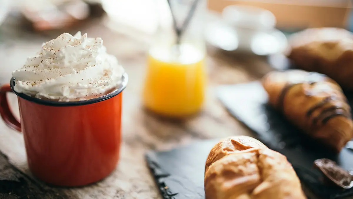 The Whale Tea & Bakery – bakery & café in London town centre